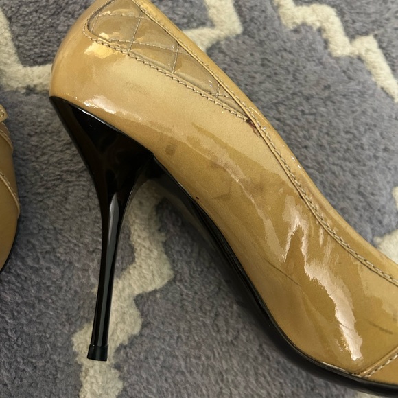 Burberry Nude Pumps - Picture 3 of 6